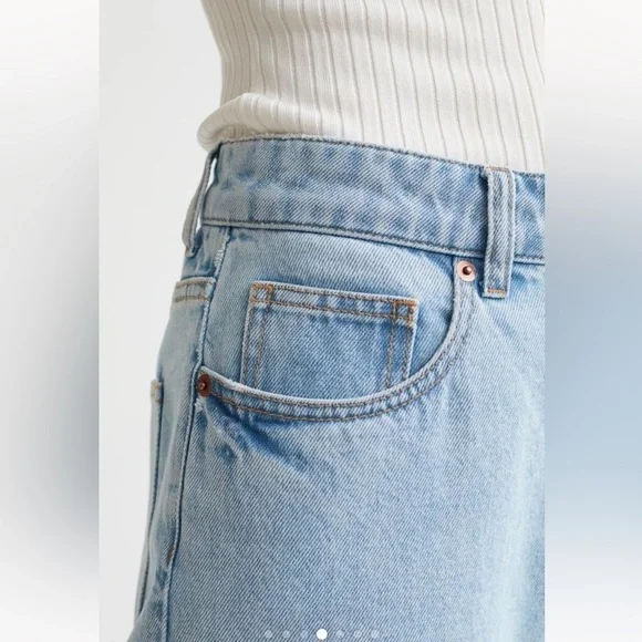 H&M 5-Pocket Wide High Jeans -Wash Denim - Picture 3 of 13